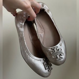 Tory Burch Travel Ballet Flats in Champagne